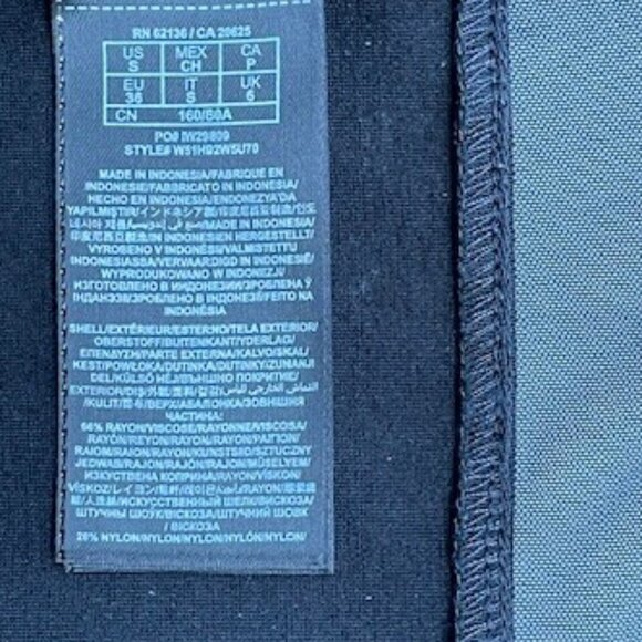 GUESS CROP TOP - BLACK SHEER/SOLID Sleeveless, Zip Up Back, Trendy, Size Small - Picture 15 of 15